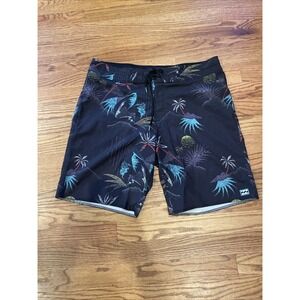 Billabong Men's Sundays Pro Swim Trunks Black Palm Tree Pattern Size 32